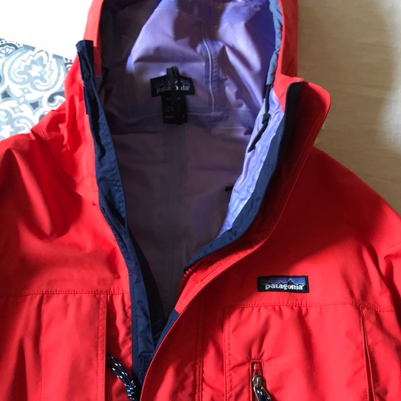 Patagonia jacket. - Picture 3 of 5